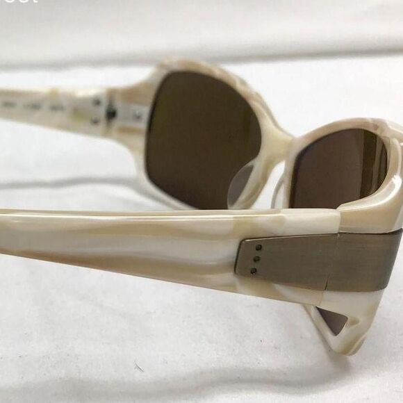ProDesign Denmark 8604 White Marbled Frame Sunglasses with Blue Carrying Case main image 6